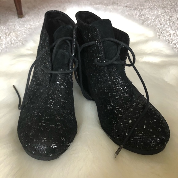 COPY - - Tom’s Black Glitter Booties, 8 Women’s - Picture 6 of 8